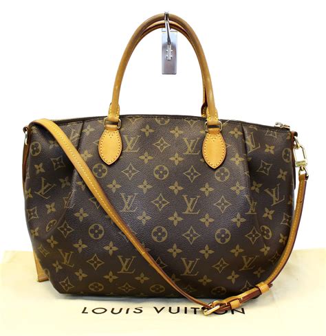 Louis Vuitton Monogram Turenne MM .